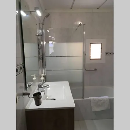 Casa Antigua Reformada Junto Al Mar إل أرينال