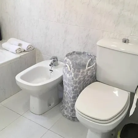 Casa Antigua Reformada Junto Al Mar