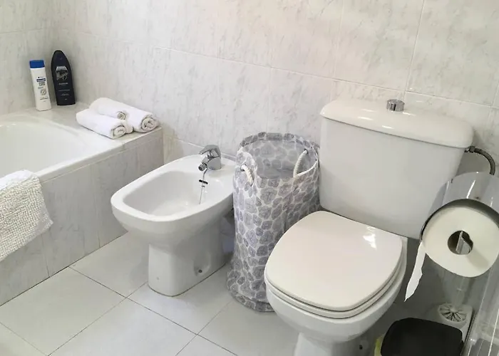 Casa Antigua Reformada Junto Al Mar