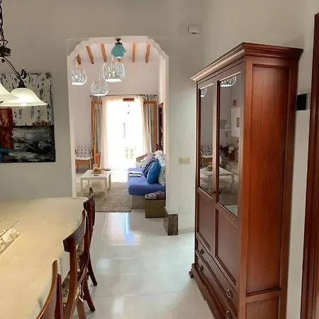 בית נופש Casa Antigua Reformada Junto Al Mar אל ארנל