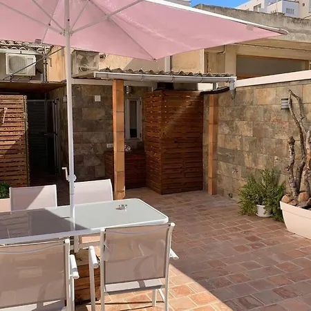 Casa Antigua Reformada Junto Al Mar בית נופש